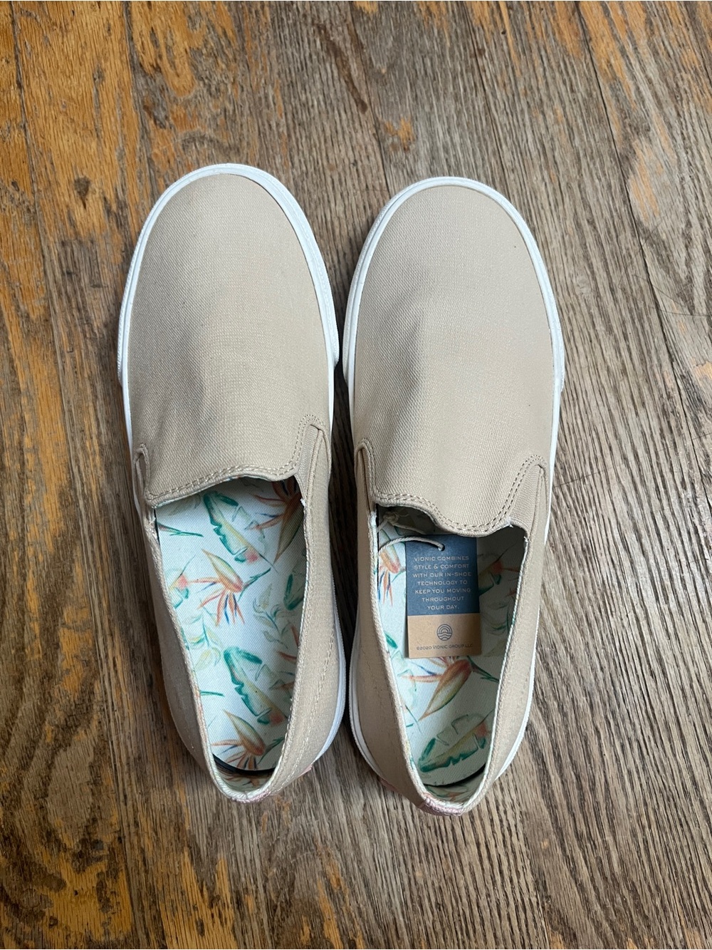 NWT Vionic Groove Slip-On Canvas Sneaker Semolina Beige Size 8 - Picture 6 of 9